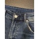 ARMANI Armani exclusive new Slim models small straight jeans, high-end version! Counter customized fabrics breathable comfort, impeccable details, brand elements design concept, reflecting high quality. The handfeel is d