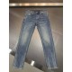 ARMANI Armani exclusive new Slim models small straight jeans, high-end version! Counter customized fabrics breathable comfort, impeccable details, brand elements design concept, reflecting high quality. The handfeel is d