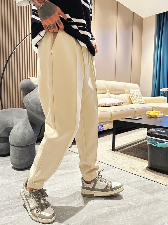 Loewe 2023 fall and winter new casual pants! Synchronized sale on the official website. Brand classic LOGO casual pants , customized fabric, excellent comfort, strong hand touch. Highly recognizable, perfect quality craf