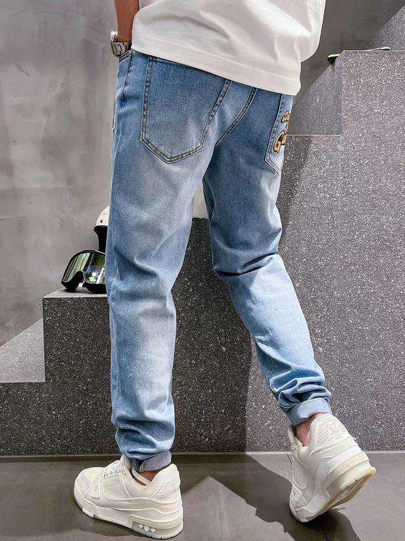 New] Gu men's fashion models heavy rabbit limited edition denim jeans, Hong Kong foreign channel goods, 23 years of spring and summer new products, advertising album models, pure pedigree quality!This denim single belong