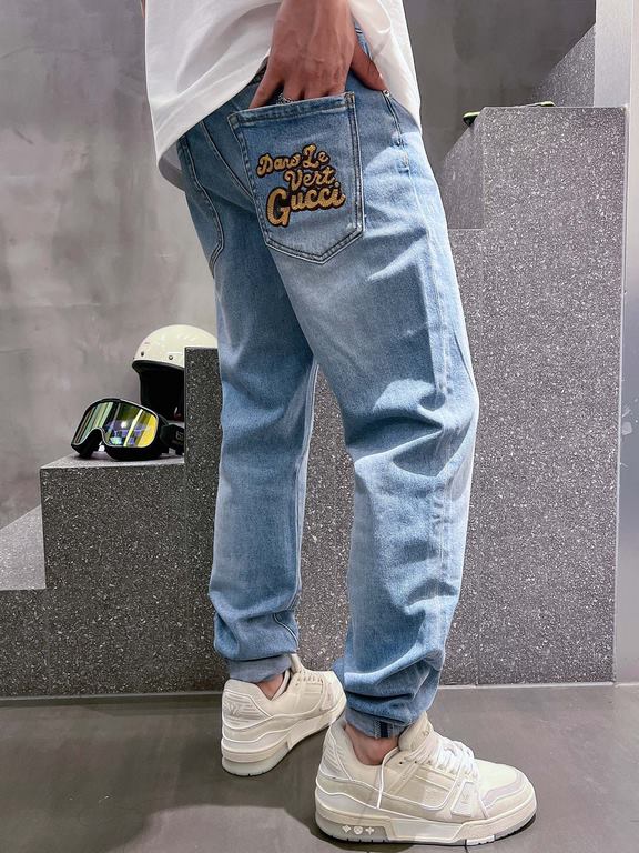 New] Gu men's fashion models heavy rabbit limited edition denim jeans, Hong Kong foreign channel goods, 23 years of spring and summer new products, advertising album models, pure pedigree quality!This denim single belong