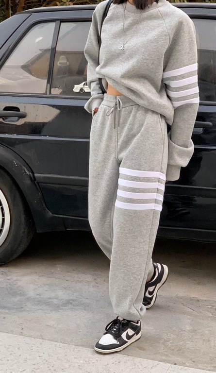 THOM BRWONE TB Newest Padded Sweatpants