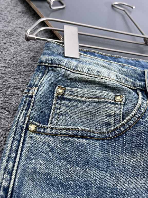 Donkey Family 23SS high-end custom jeans Latest fashion week runway models Original color yeast wash process Selected heavyweight denim fabrics, comfortable and skin-friendly Original hardware accessories accessories Cub