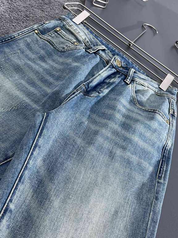 Donkey Family 23SS high-end custom jeans Latest fashion week runway models Original color yeast wash process Selected heavyweight denim fabrics, comfortable and skin-friendly Original hardware accessories accessories Cub