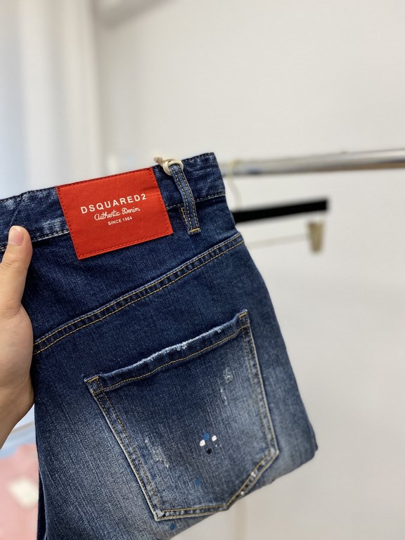 DSQUARED2, 2023 latest products, counter synchronization is available, the original single hard goods, washed casual jeans, imported original washed stretch fabric, comfortable and elastic, the original hardware accessor