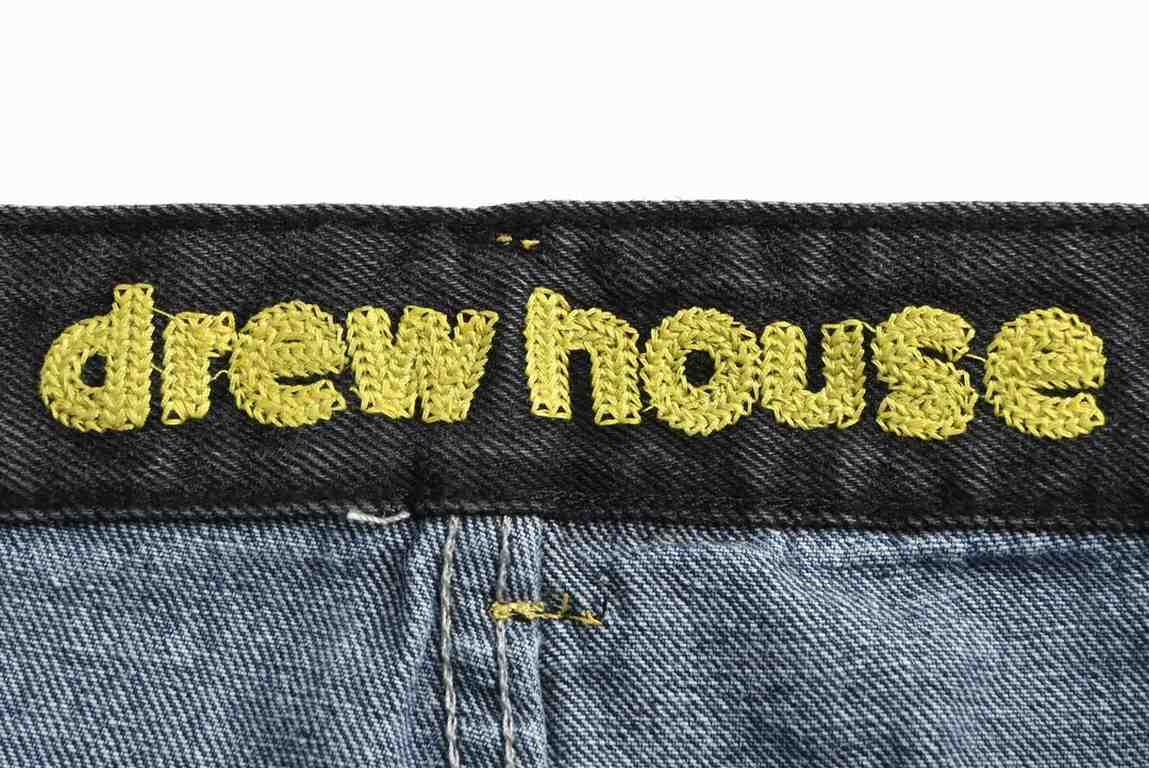 Drew House Patchwork Washed Embroidered JeansDERW HOUSE annual force is also this year so far as to do the most awesome jeans, heavy wash process, hidden mystery details are very much, this time the main push of the pant