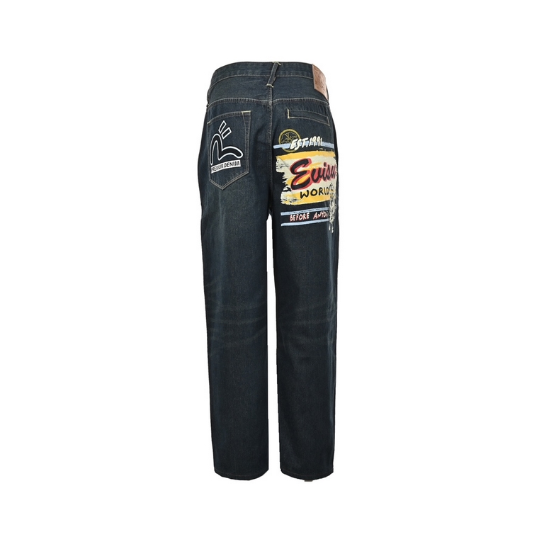 Evisu  Fukujin 23Fw Inari Mask Print Straight Leg JeansEVISU's deep indigo jeans are washed and finished with bright Inari graffiti and vintage-inspired hand-painted EVISU logo embellishments on the back pockets. Cut wit