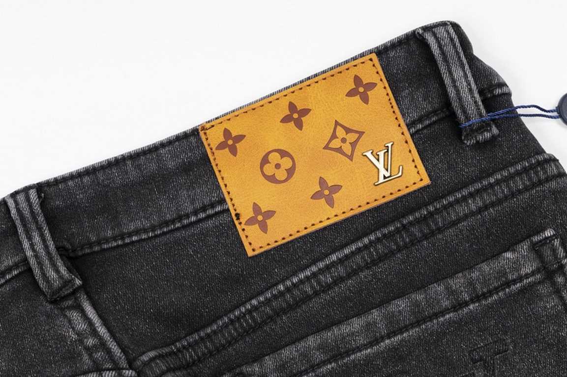 Louis Vuitton Pants