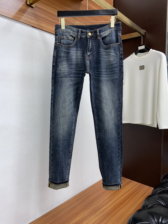 L brand fall modelsThe new model of jeans Small Straight Counter available Physical store extreme jeans   Counter original 11 good goods for all ages. The highest version of the market imported fabrics from Europe. Comfo