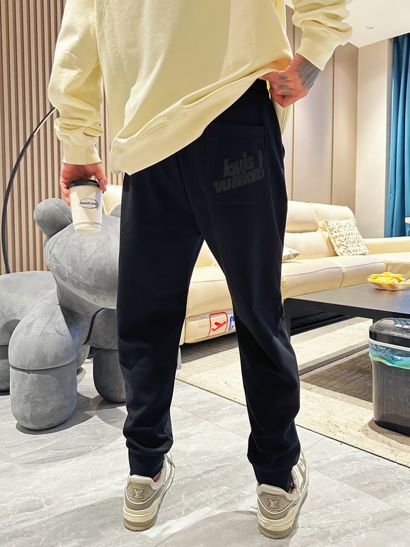 LV 2023 new casual pants for fallwinter! Official website synchronized sale. Brand classic LOGO casual pants , custom fabric, excellent comfort, strong hand touch. Highly recognizable, perfect quality craftsmanship. Size