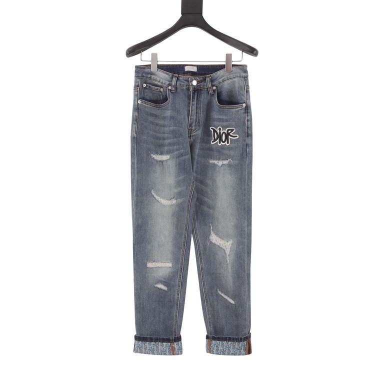 DIOR  Dior pocket embroidered LOGO jeansSo far this year to do the most awesome jeans, heavy washing process, hidden mystery details are very much, this time the main push of the pants whether version or on the body is t