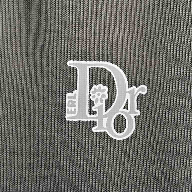 DiorDior 23Fw Letter Print Logo Casual PantsFrench high luxury grey flare stone textured sweatpants Streamlined tailoring, the overall details emphasize the pants texture sense of one! Knitted cotton production, not too 