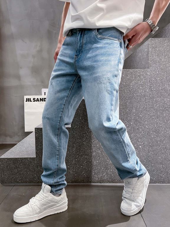 Gu 23ss summer new rabbit special series logo men's small straight denim jeans! Channel rare out, the market is rare boutique channel source, absolutely can bring you an unexpected wearing experience, sincerely recommend