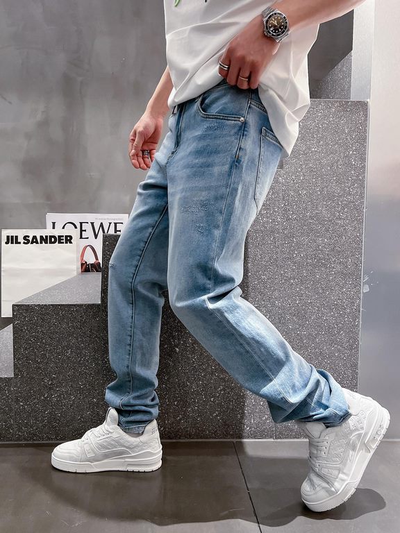 Gu 23ss summer new rabbit special series logo men's small straight denim jeans! Channel rare out, the market is rare boutique channel source, absolutely can bring you an unexpected wearing experience, sincerely recommend