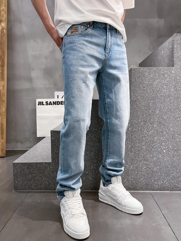 Gu 23ss summer new rabbit special series logo men's small straight denim jeans! Channel rare out, the market is rare boutique channel source, absolutely can bring you an unexpected wearing experience, sincerely recommend