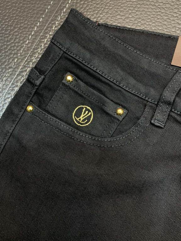 LV Louis Vuitton exclusive exclusive new models Slim models small straight jeans, high-end version! Counter customized fabrics Breathable comfort, impeccable details, brand elements design concept, reflecting high qualit