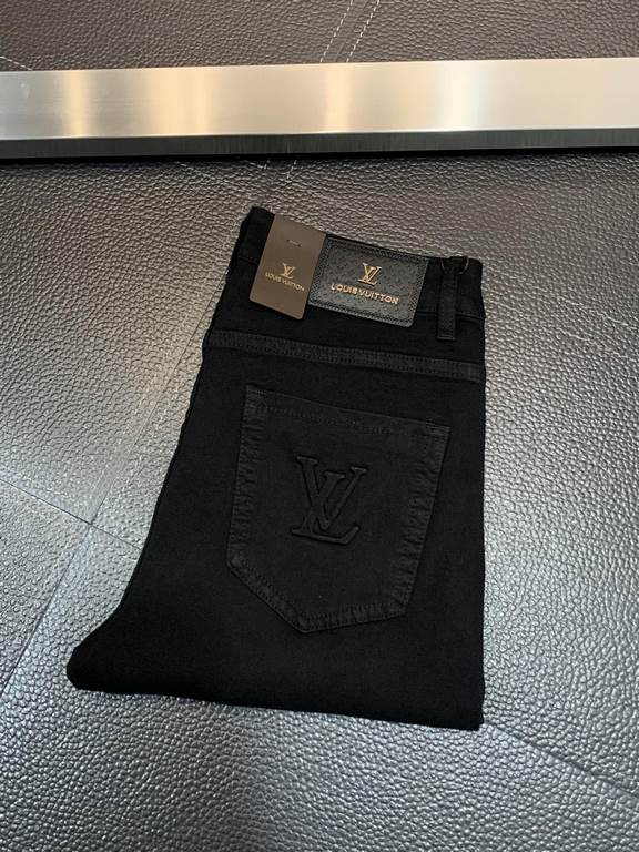 LV Louis Vuitton exclusive exclusive new models Slim models small straight jeans, high-end version! Counter customized fabrics Breathable comfort, impeccable details, brand elements design concept, reflecting high qualit