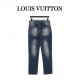 LouisVitton Embroidered jeans with four-leaf clover logo at backSo far this year to do the most awesome jeans, heavy wash process, hidden mystery details are very much, this time the main push of the pants either version