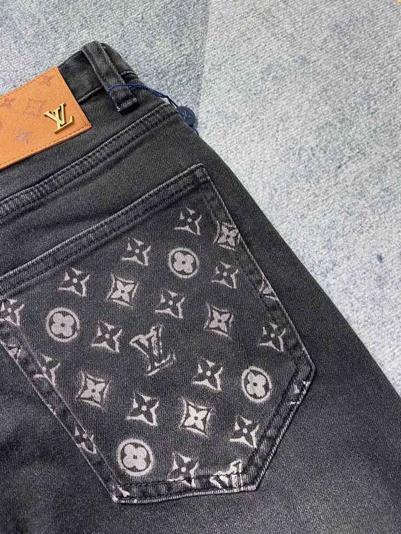 lv home 23SS new jeans fabric with elasticity high comfort embroidery design light color wash high end quality seriesSize 29.30, 31, 32, 33, 34, 36, 38