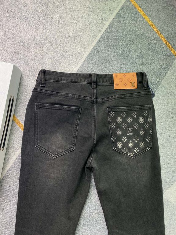 lv home 23SS new jeans fabric with elasticity high comfort embroidery design light color wash high end quality seriesSize 29.30, 31, 32, 33, 34, 36, 38