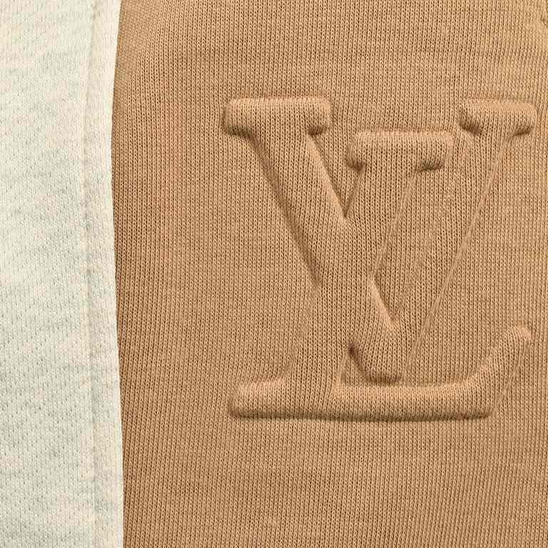 Louis Vuitton 23Fw Embossed Colorblocked PantsLouis Vuitton Louis Vuitton 23Fw Embossed Colorblocked Padded PantsDonkey's new winter products, front pockets decorated with large lv logo embossed process, back pockets cla