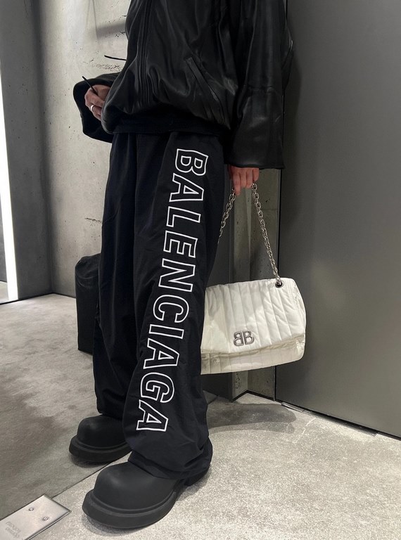 #BalenciagaBalenciaga 23Fw Embroidered Nylon Trousers Top