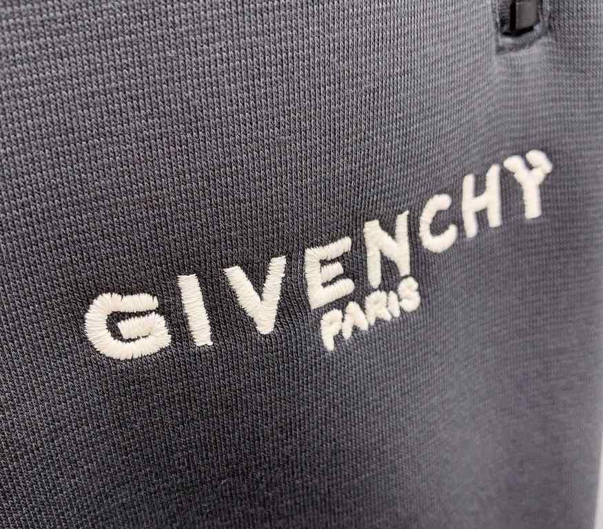 Givenchy Givenchy 2023 latest product casual pants counter with the same fabric, version of the fashionable and generous, buttocks thin, no sense of tightness, the use of imported counter fabrics on the body of the excel