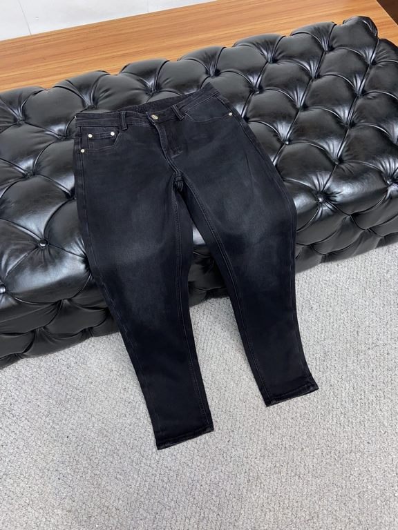 Fendi fall modelsJeans of the new Small Straight Counter available Physical store extreme jeans   Counter original 11 good goods for all ages. The highest version of the market imported fabrics from Europe. Comfortable, 