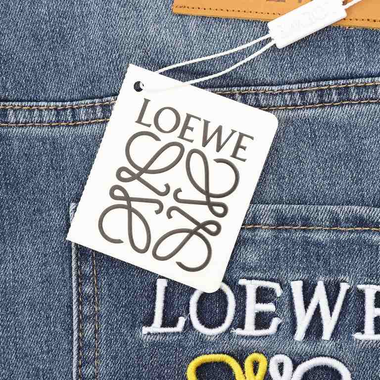 (Support put store)LOEWE  Loewe back bird embroidery LOGO jeansSo far this year to do the most bullish jeans, heavy wash process, hidden mystery details are very much, this time the main push of the pants either version 