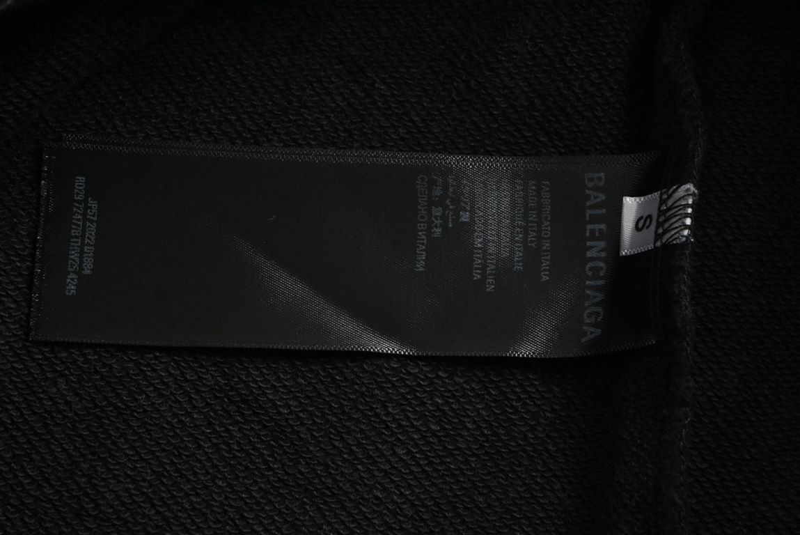 .BalenciagaBalenciaga 23Fw Signature Logo Embroidered Washed Ripped TrousersThis section is made of high weaving super fine high-tech high gram weight washed 450g terry material, the fabric is treated with a unique washi