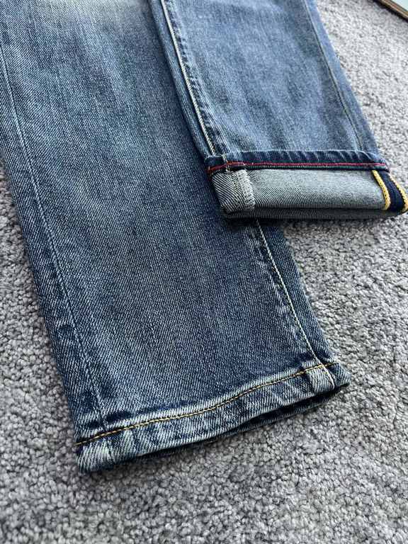 Donkey Family 23SS high-end custom jeans Latest fashion week runway models Original color yeast wash process Selected heavyweight denim fabrics, comfortable and skin-friendly Original hardware accessories accessories Cub