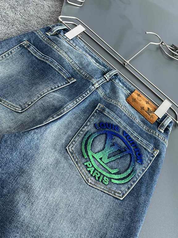 Donkey Family 23SS high-end custom jeans Latest fashion week runway models Original color yeast wash process Selected heavyweight denim fabrics, comfortable and skin-friendly Original hardware accessories accessories Cub