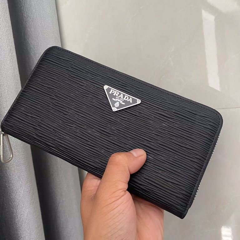 Out of the shipment [Heyha] P family clutch bag zipper wallet authentic get your hands on you understand how good Special cowhide leather, removable handle strap, the size of the body can be on the body Oh! Size 20102