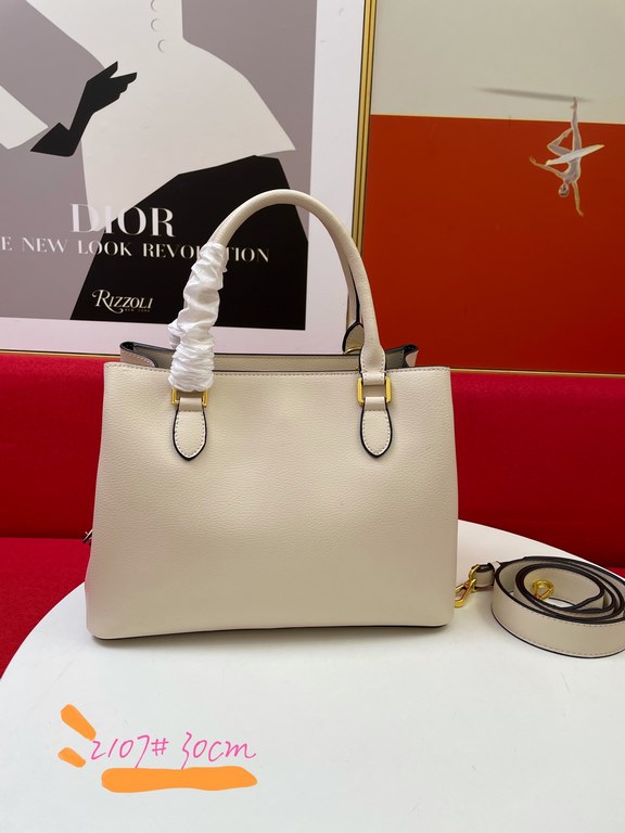 New   New Prada 2107 Hot Hot Hot Hot The King of the Aura The King of Versatility A million years will never be out of fashion Handheld, crossbody A must-have for all seasons Harnessing any style The market's exclusive p