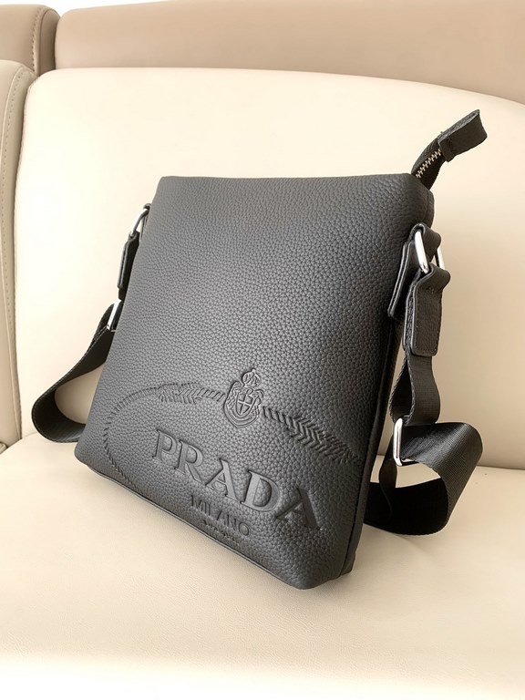 Original     New  Prada men's top quality handbag crossbody bag   counter hot selling explosive models,   please recognize the leather and details,   high-end atmosphere   upscale  Original quality  Original cowhide     