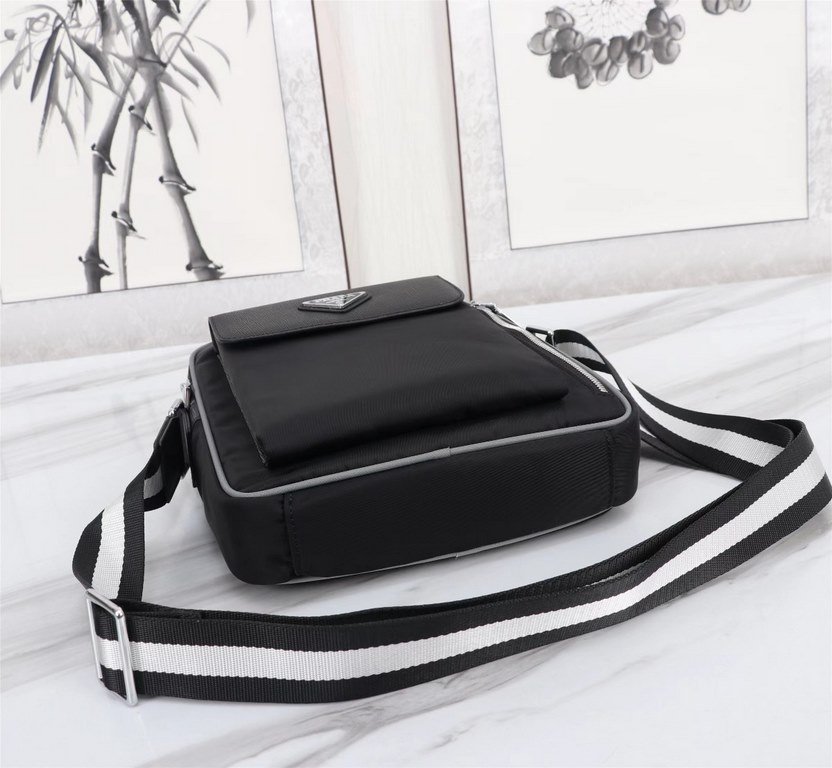 [Top original single quality] 2022 latest models Prada Dora shoulder bag crossbody bag European original imported Prada special cloth outlined cross grain pattern iconic lines, using imported equipment production, fashio