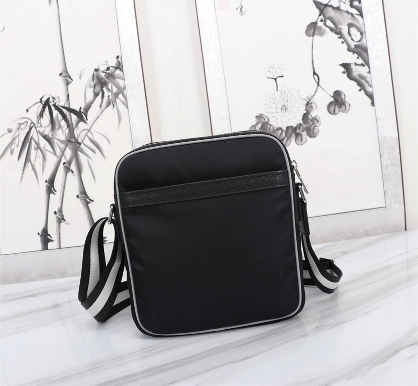 [Top original single quality] 2022 latest models Prada Dora shoulder bag crossbody bag European original imported Prada special cloth outlined cross grain pattern iconic lines, using imported equipment production, fashio