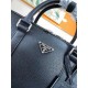 秘秘 [Prada 8026]    Counter the latest explosion of men's briefcases, heavy money to create a new channel goods   Energetic   Ideal for men's   Original hardware  LOGO clear and unparalleled   Top head-layer Cowhide   qua