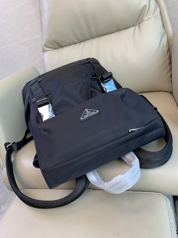 Top counter rat ruthless goods 2023 latest style Prada counter nylon cloth with imported original leather backpack fire models a large number of shipments to pull, clamoring counter goods   top original single goods   pa