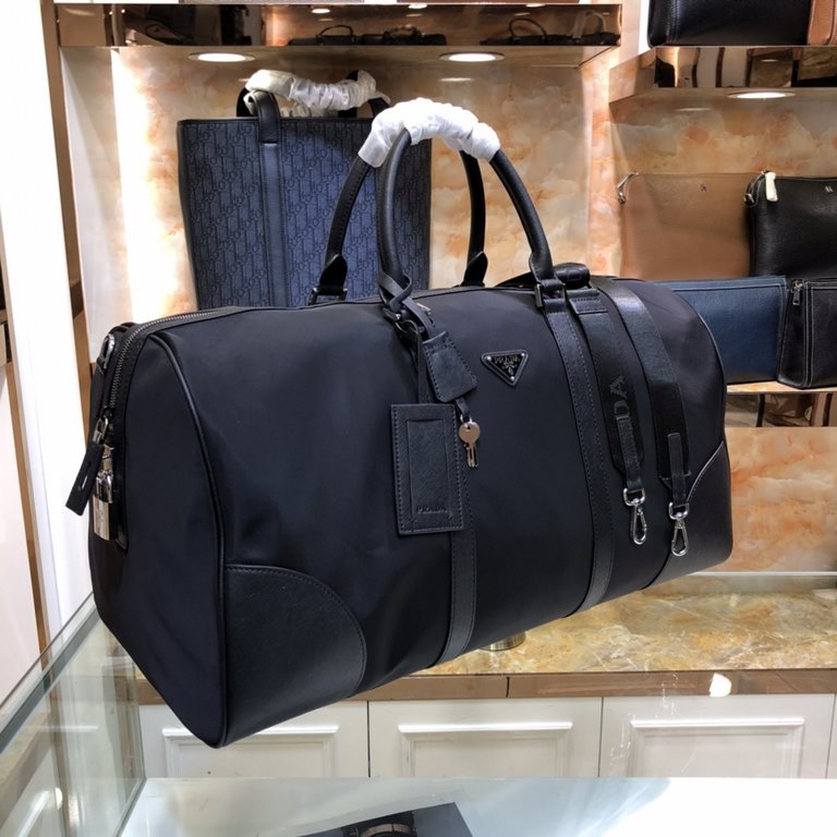 Model 008Prada Prada    original single goods travel bag   handbag, model 2VC008. Made of original tarpaulin material, feel superb Original quality   Top workmanship electroplating hardware Counter quality High-end goods