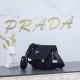 Prada Prada   counter the latest three-in-one combination messenger bag 2VD034 arrived   very representative of the nylon triangle label elements Simple the latest triangle label decorative, and does not compress the spa