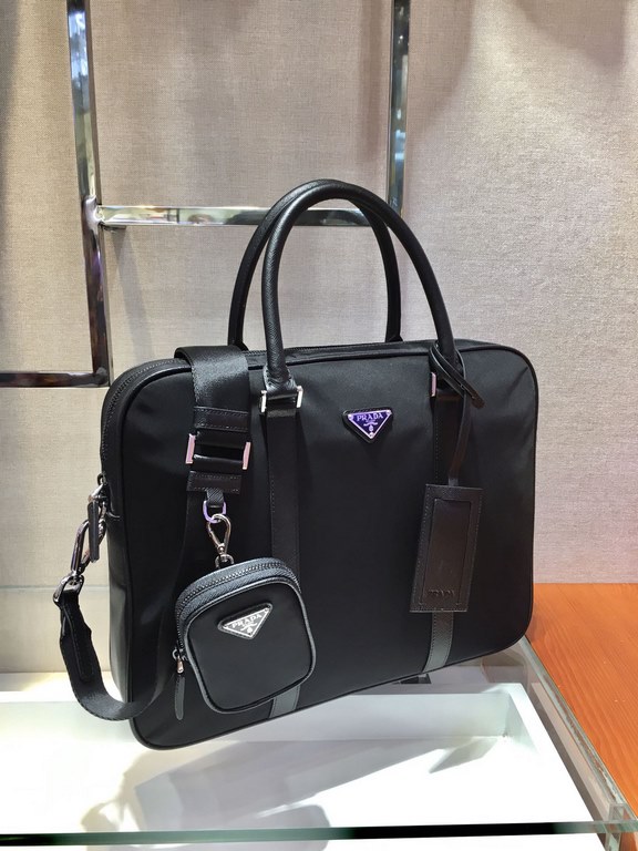 Upgrade Board 2VE871 Briefcase  using imported Saffiano cross grain cowhide and nylon fabric, removable adjustable nylon shoulder strap design, but also can be hand-held, looks more fashionable, the favorite is the shoul