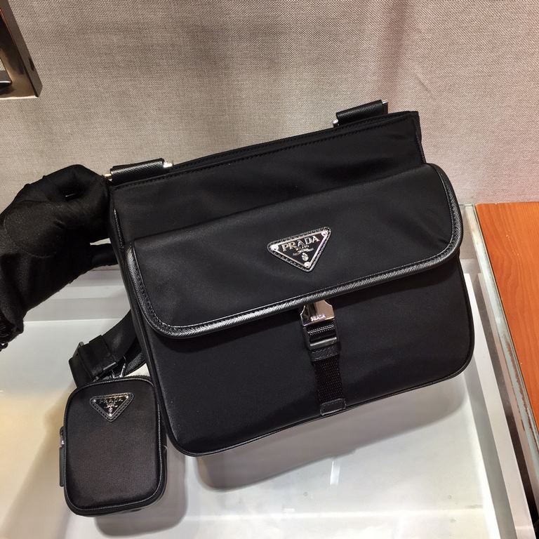 New 3-in-1  Arrival Arrival New 3-in-1 combo men's crossbody bag   Model No. 2VH110 Extremely representative of the nylon triangle label elements Simple latest triangle label decoration, and does not compress the space ,