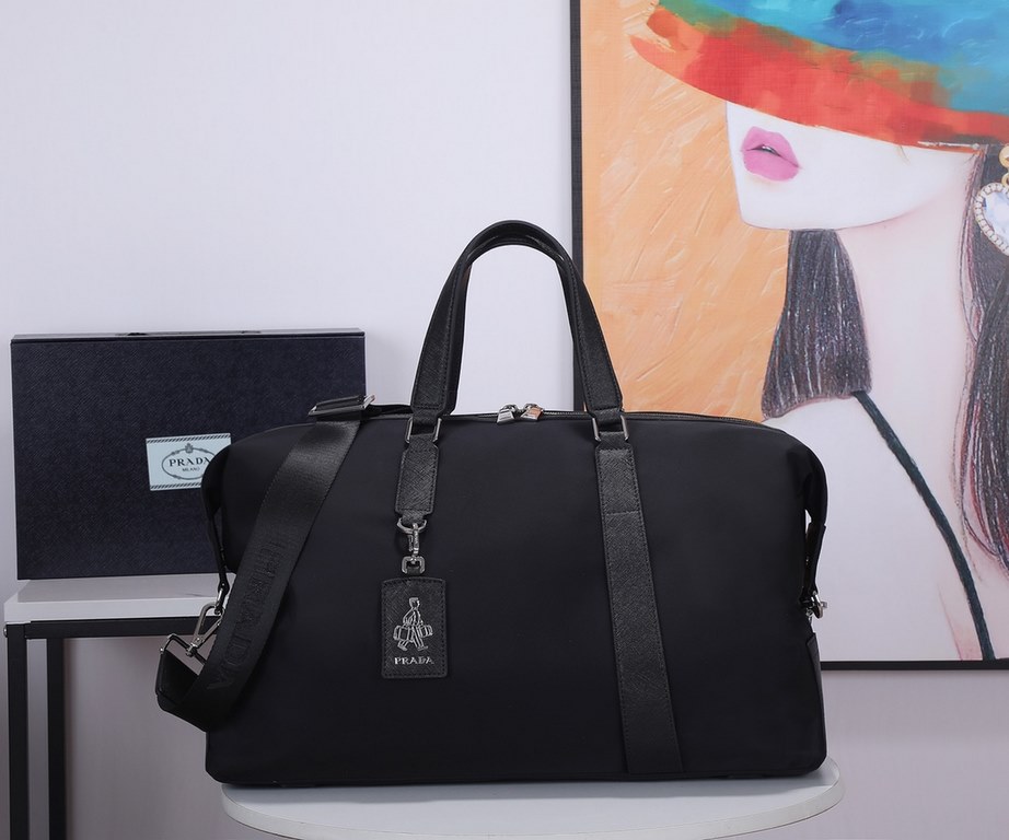 Lot -PRADA (Prada 346-1  ,) cloth with leather short trip bag. Imported waterproof cloth with head layer cowhide, large capacity, relatively lightweight, simple and casual, sales champion. Traveling must take him, handso