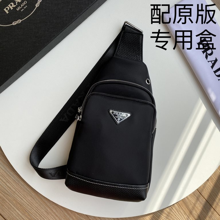 [With the original special box], the latest style, Prada men's chest bag   original single quality using imported nylon cloth material lightweight, comfortable, smooth texture, delicate feel Noble hardware low-profile lu