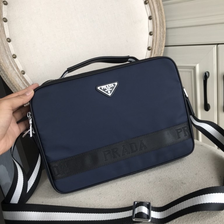 Top counter rat ruthless goods 2022 latest hot models Prada multifunctional zipper nylon cloth handbag   crossbody bag hot models  2   with a large number of shipments of models, clamoring counter goods   top original si