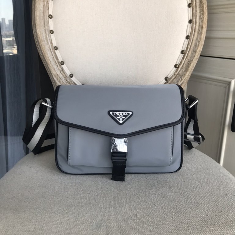 Top counter mouse goods 2022 latest style Prada nylon cloth with leather crossbody bag universal models super hot mass shipment pull, clamoring counter goods   top original single goods   paper talking about bragging rig