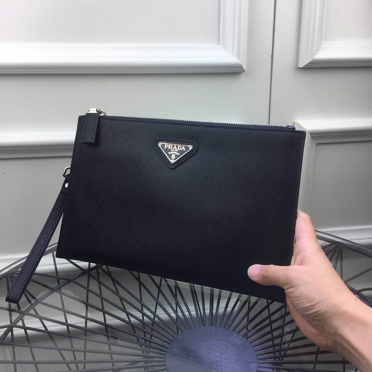 top goods Prada handbags    classic hot shipping pull, without adding any effect) top imported original cowhide, ultra-high definition hardware logo logo, ultra-comfortable feel soft soft leather, ultra-high technology l