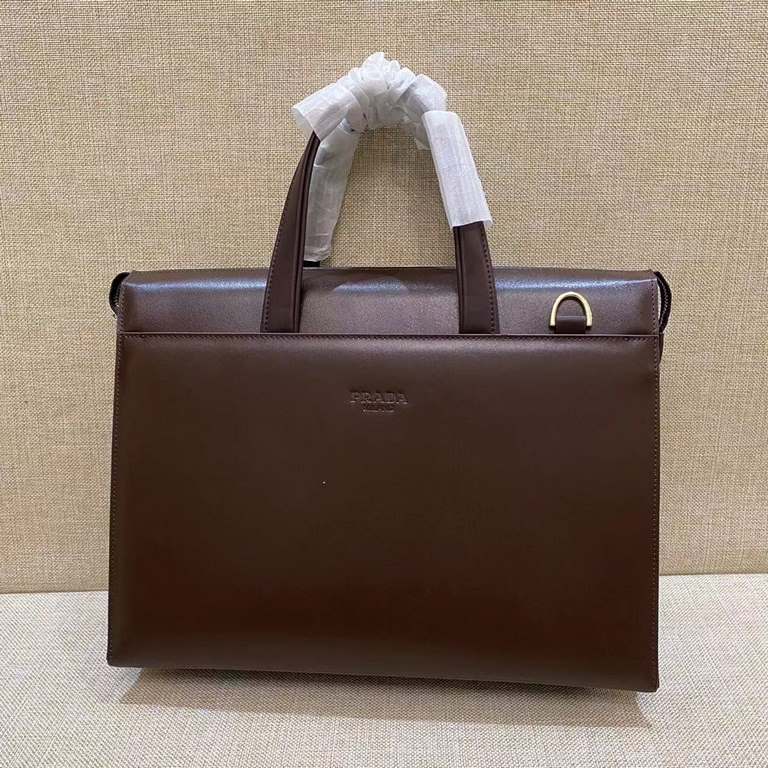 Out of the shipment [Heyha] P family password lock briefcase Genuine YKK hardware, get your hands on you understand how good Italy    imported cowhide (market exclusivity), removable shoulder straps, the size of the body