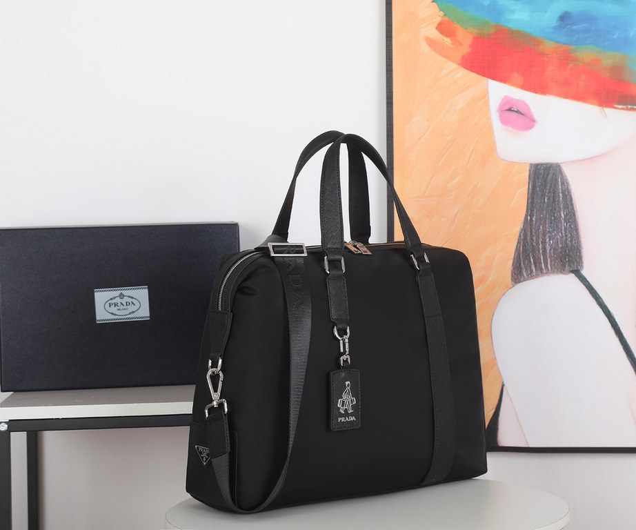 Lot PRADA (Prada 346-2  ,) cloth with leather short trip bag. Imported waterproof cloth with head layer cowhide, large capacity, relatively lightweight, simple and casual, sales champion. Travel must take him, handsome f